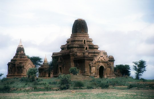 Templo Htilominlo Temple Bagan